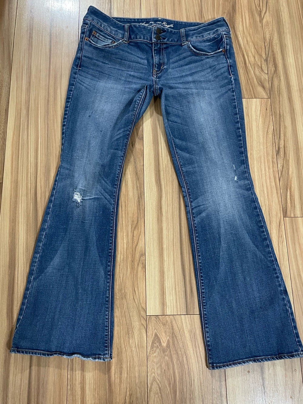 American Eagle Outfitters Artist Stretch Blue Flare Jeans